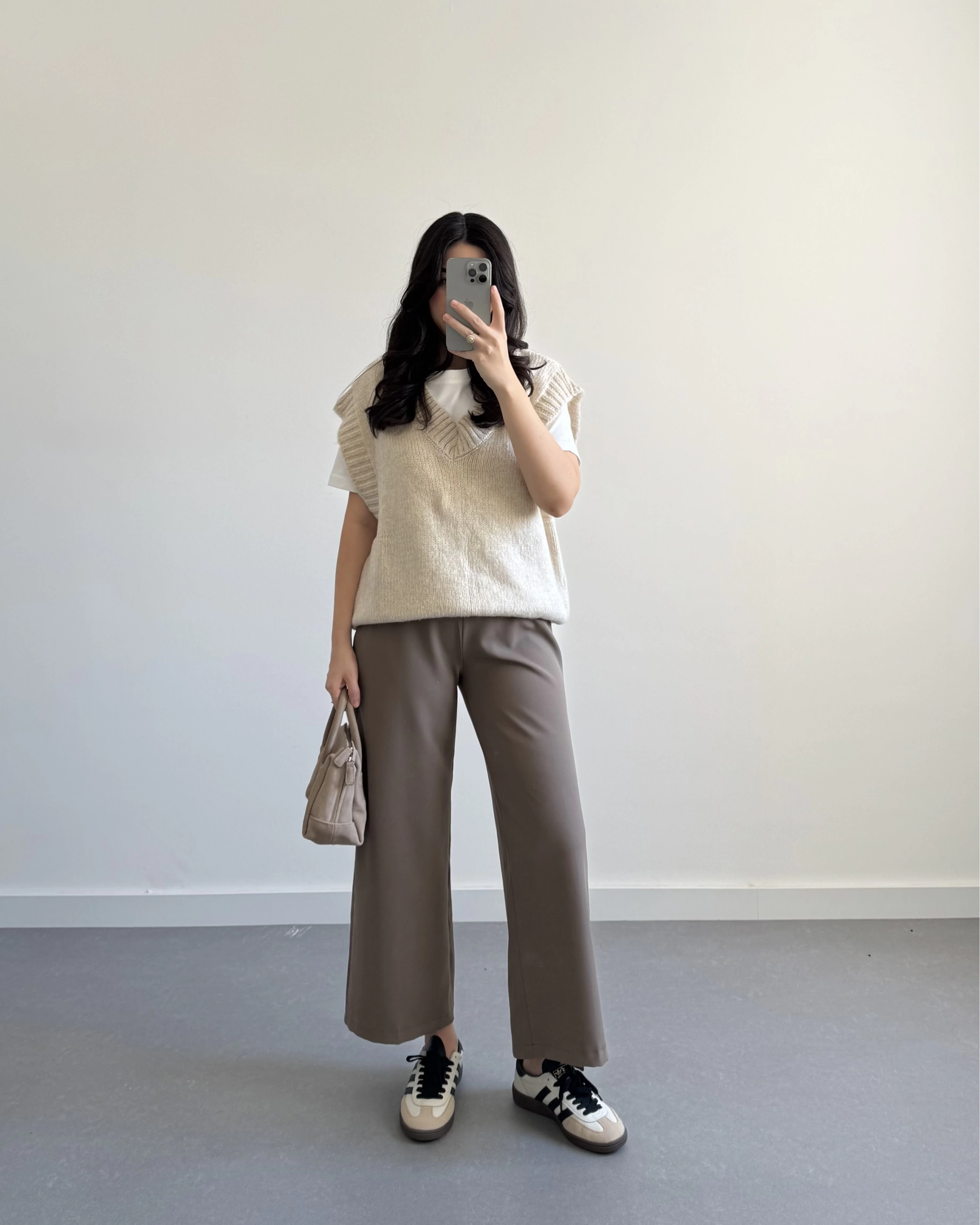 TAŞ V YAKA SÜVETER