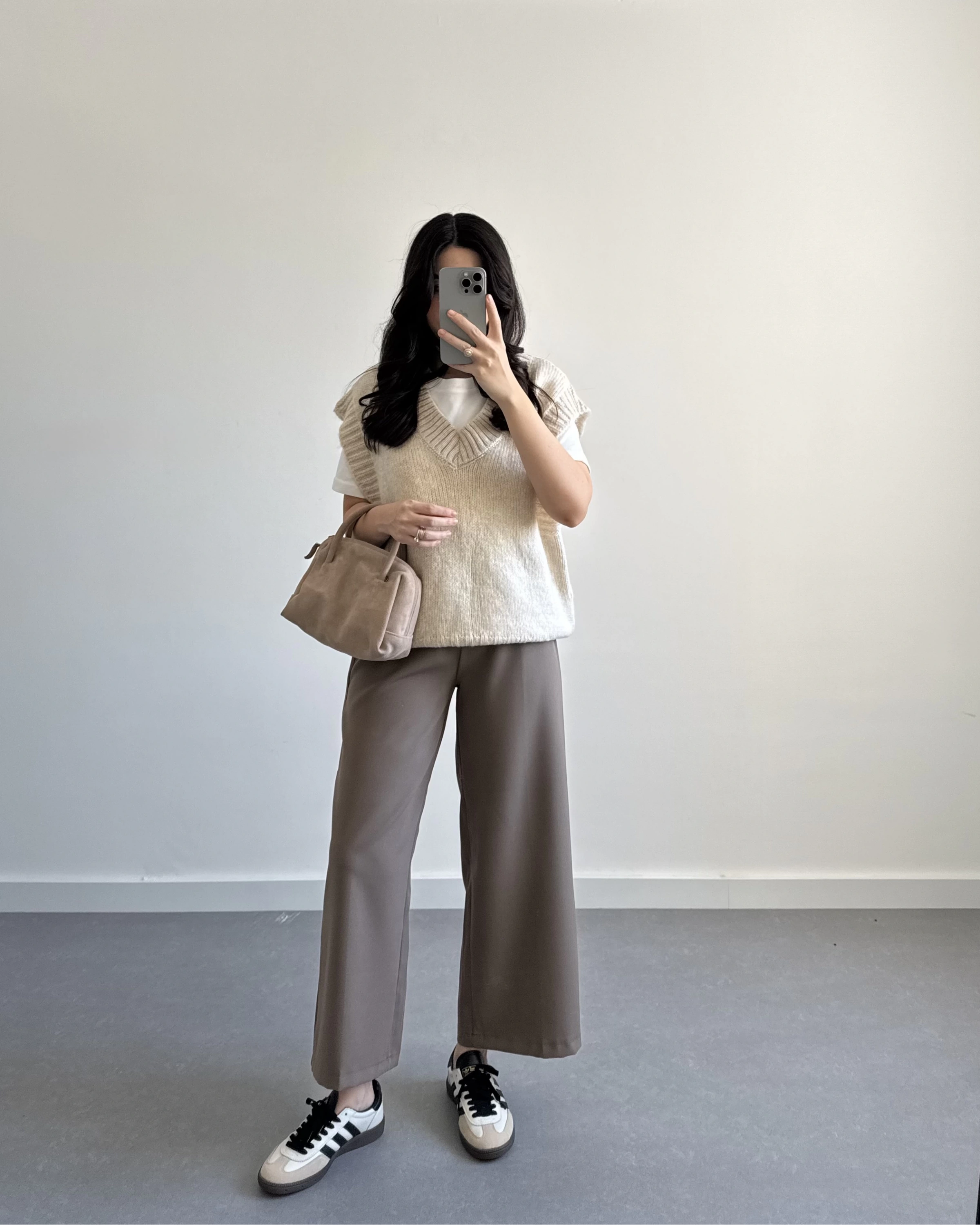 TAŞ V YAKA SÜVETER