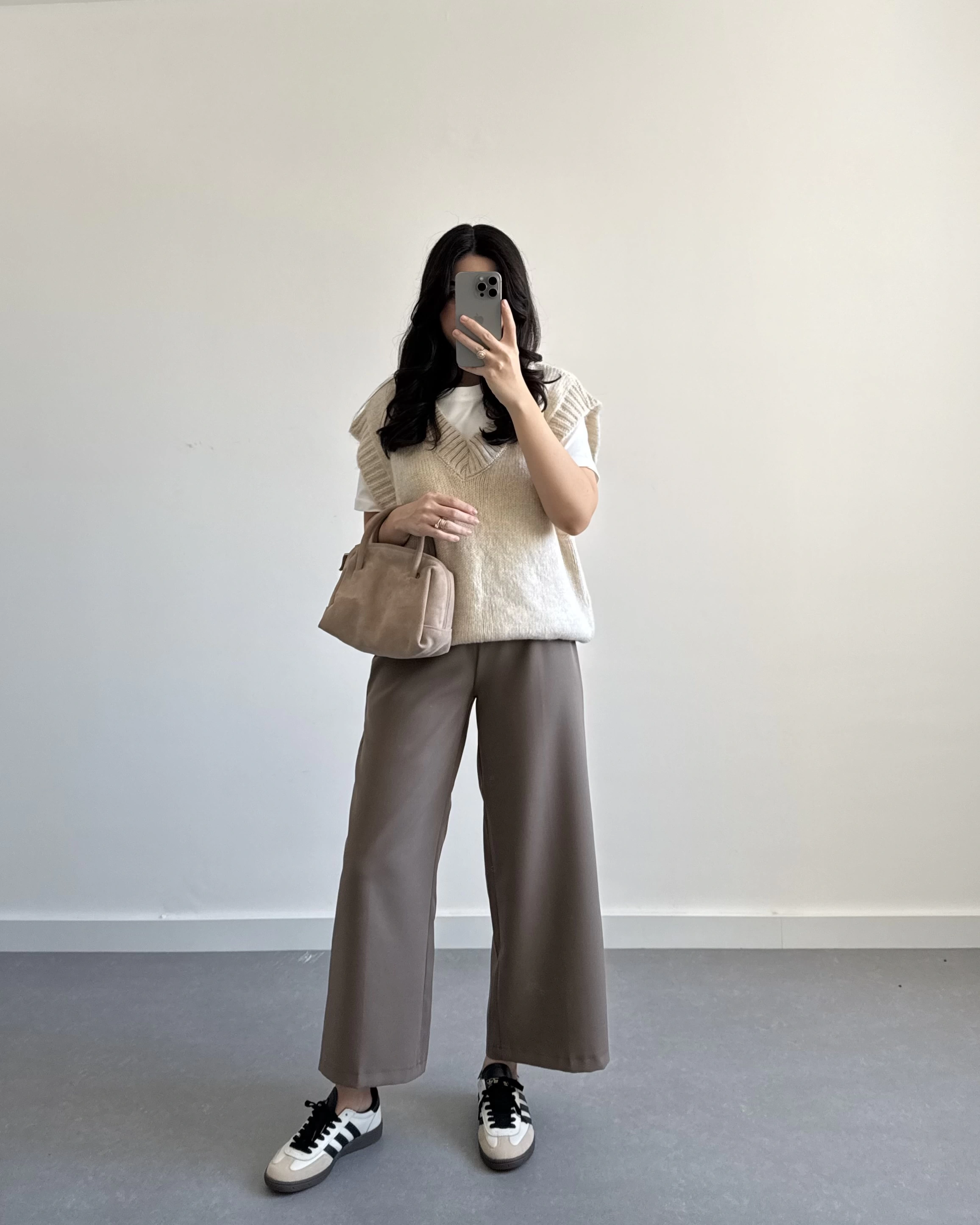 TAŞ V YAKA SÜVETER