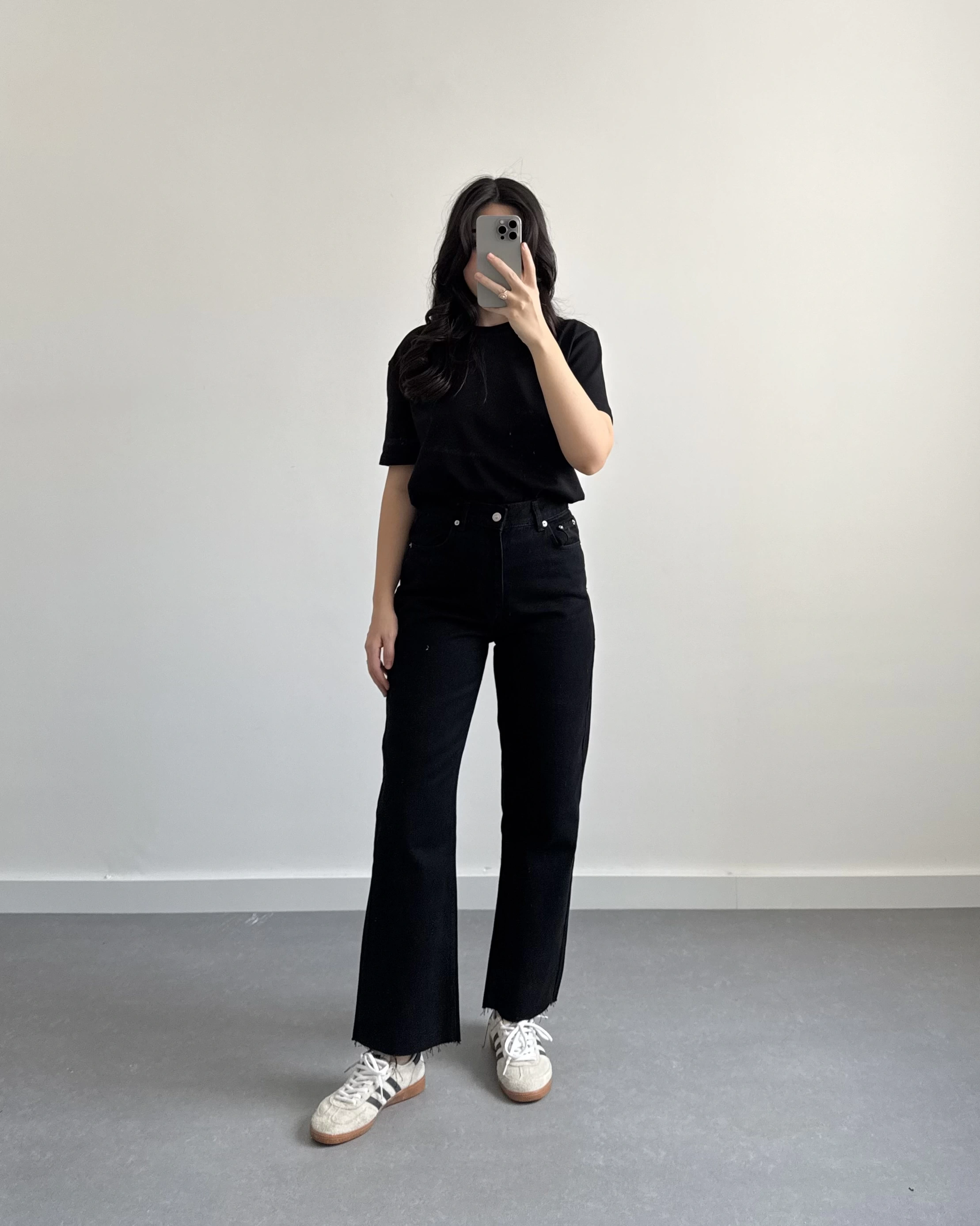 ULTRA YÜKSEK BEL STRAİGHT FİT MODEL SİYAH JEAN