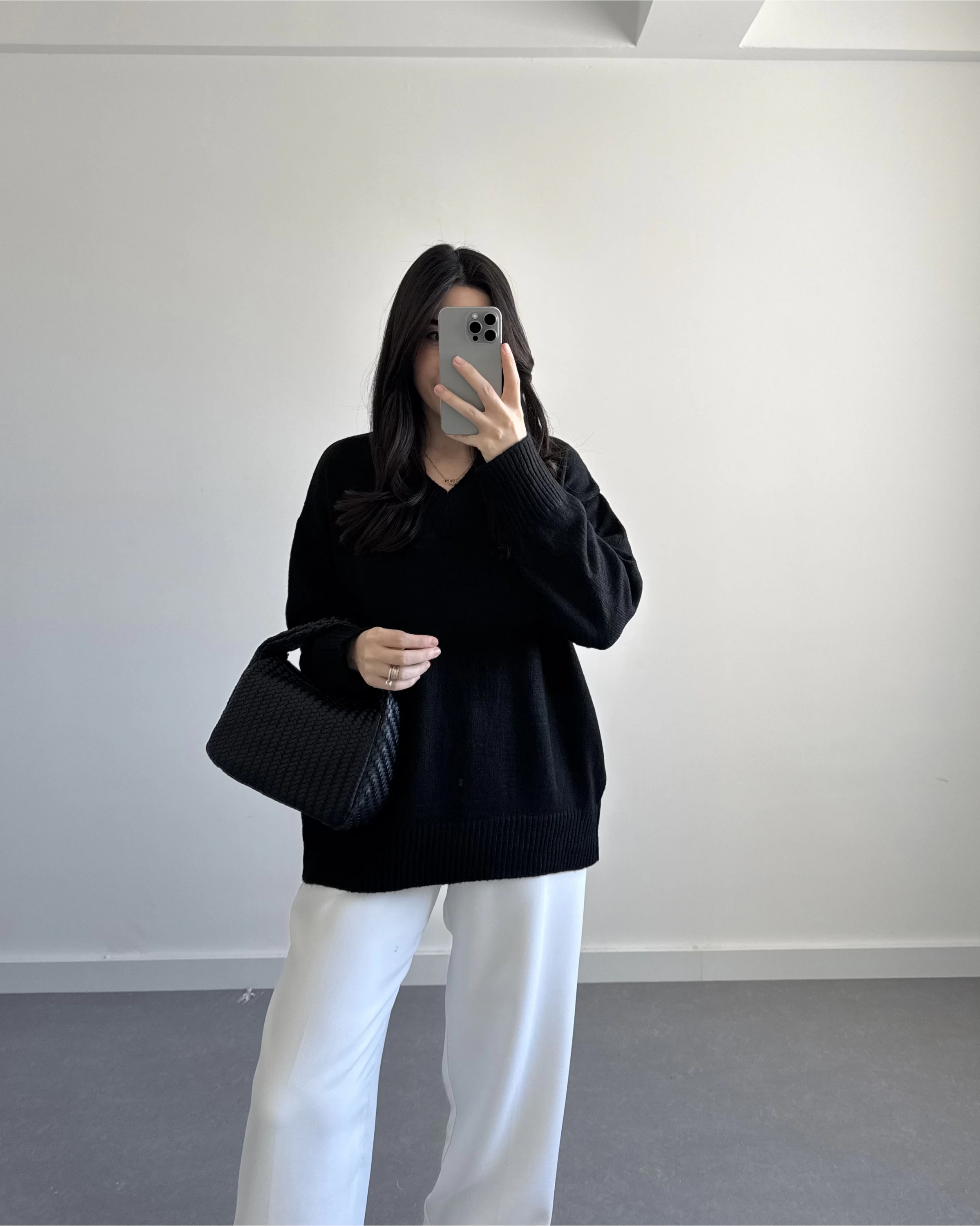 V YAKA PİNTEREST KAZAK SİYAH