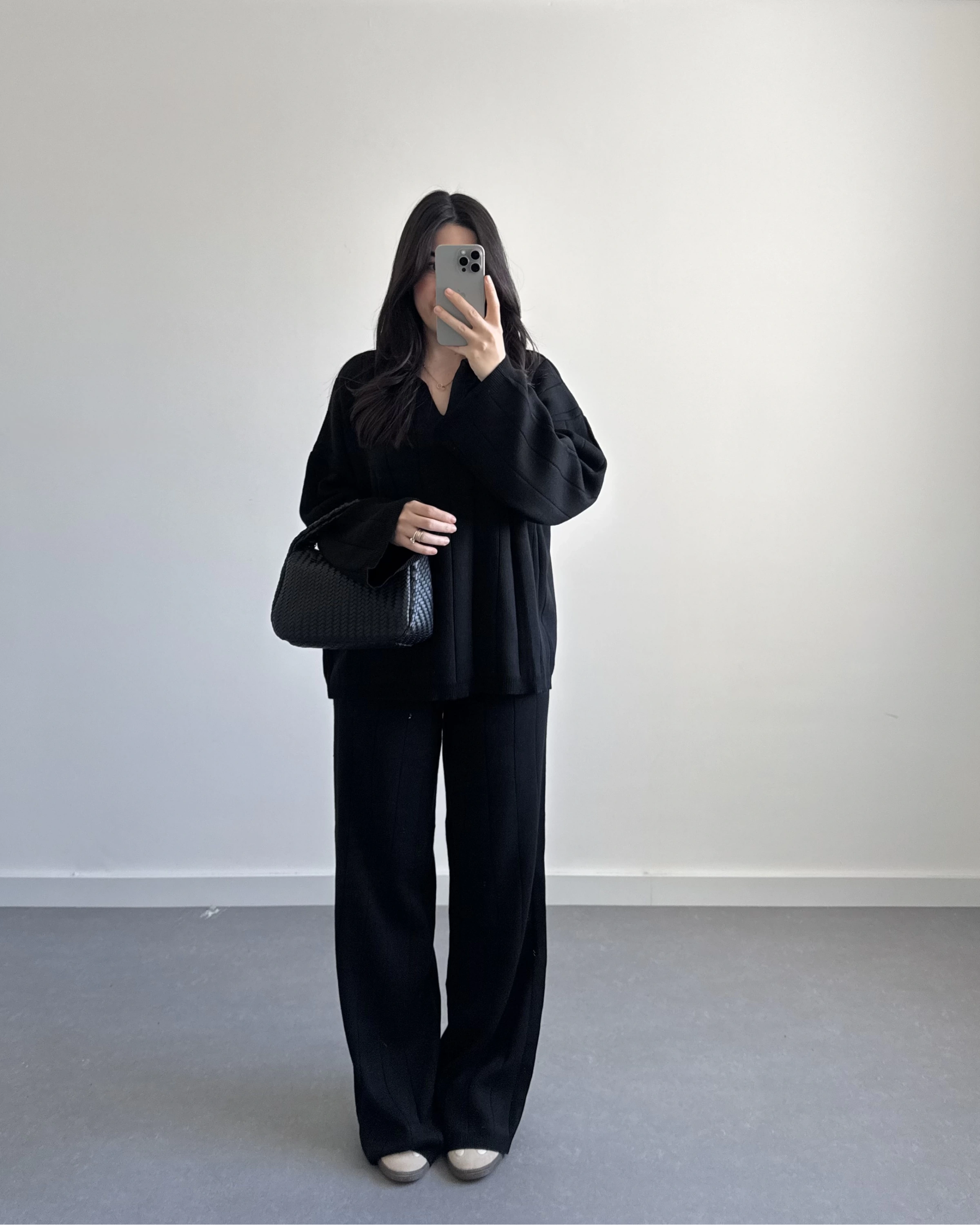 V YAKA TRİKO TAKIM SİYAH