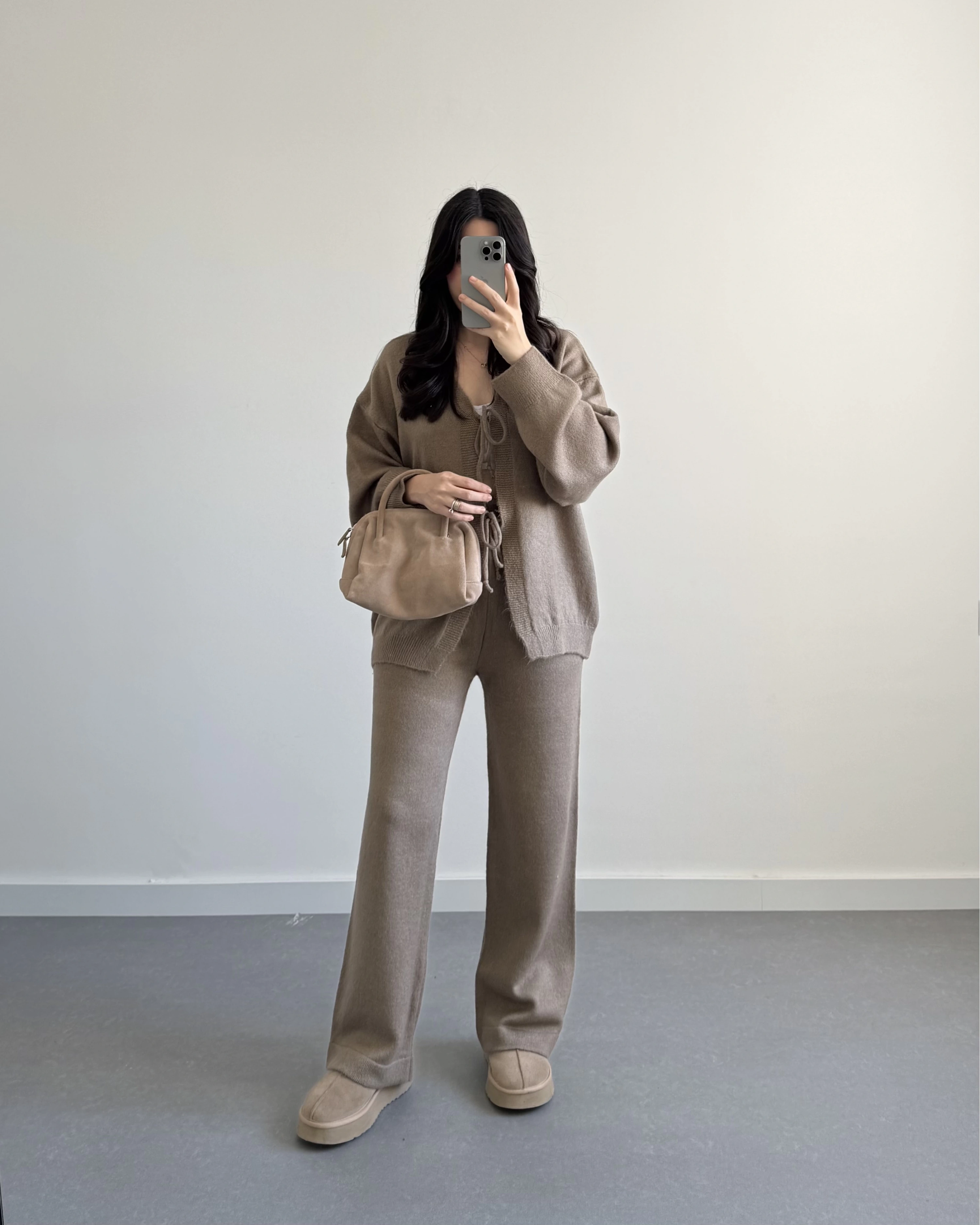 VİZON ÖNÜ BAĞLAMALI PİNTEREST TRİKO TAKIM