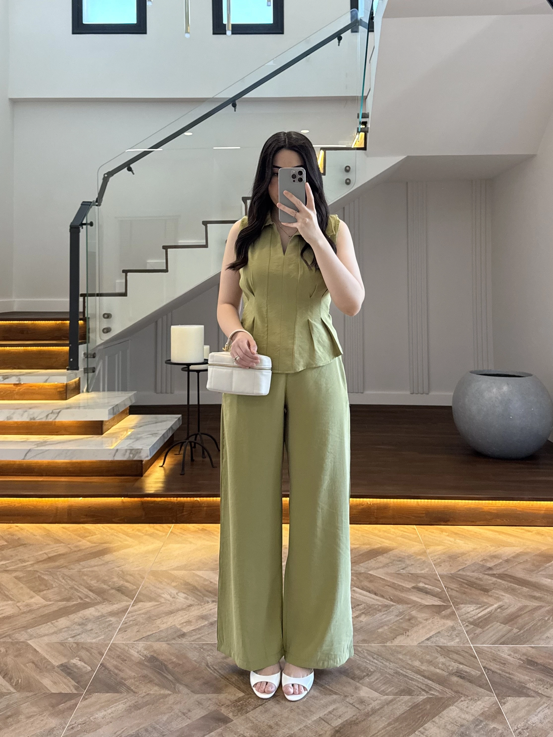YEŞİL ARKA BAĞLAMALI TAKIM