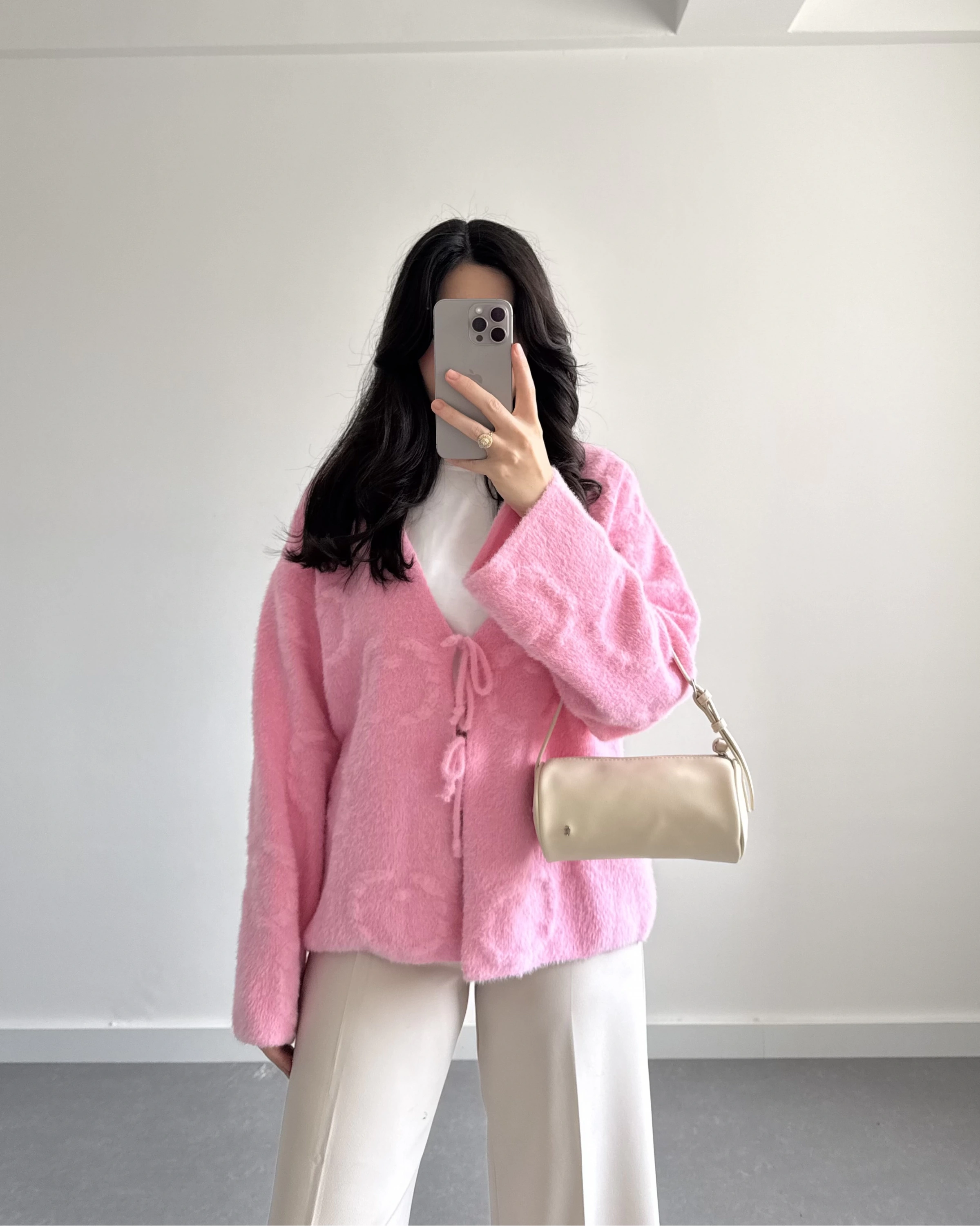 YUMOŞ ÖNDEN BAĞLAMALI HIRKA PEMBE