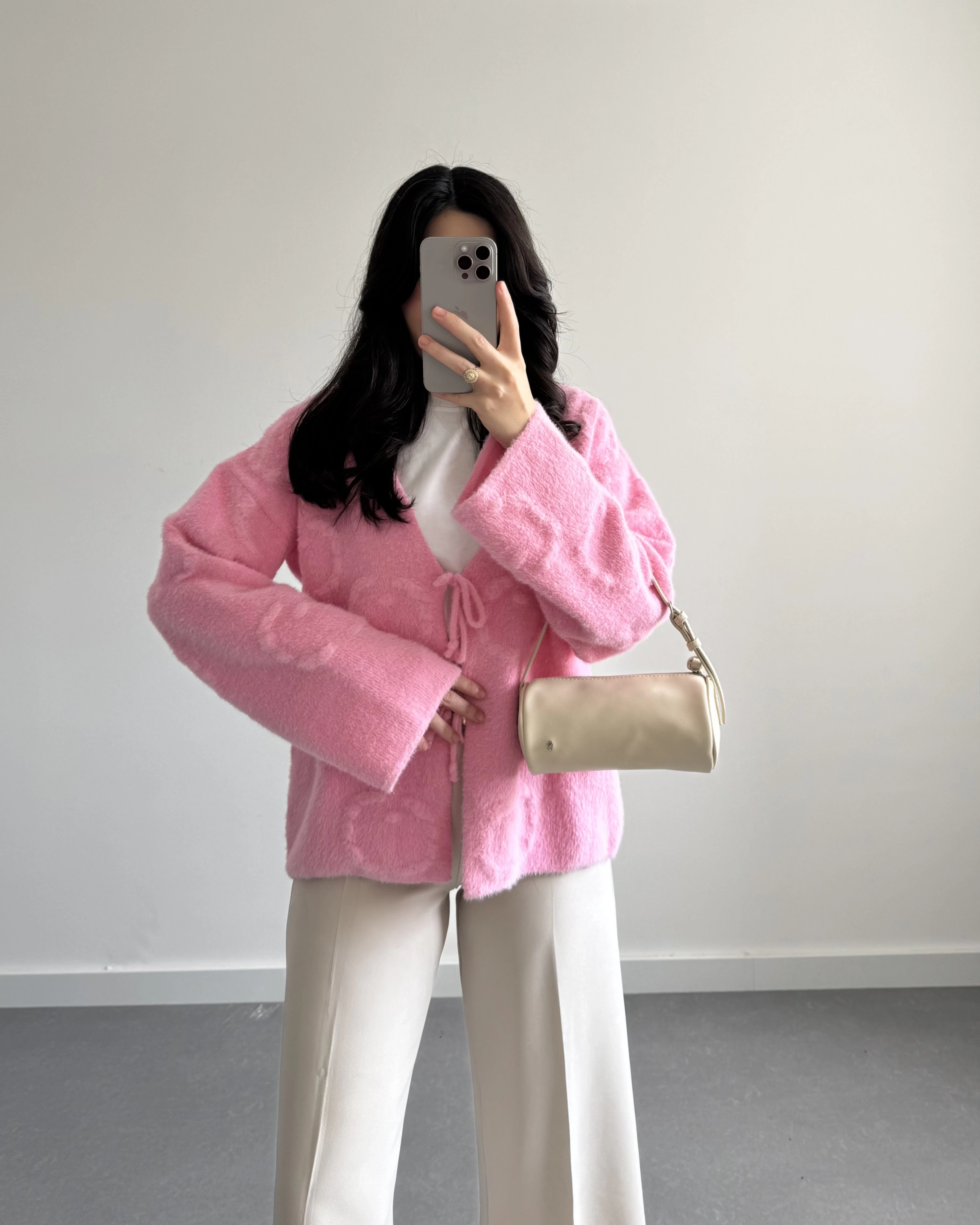 YUMOŞ ÖNDEN BAĞLAMALI HIRKA PEMBE