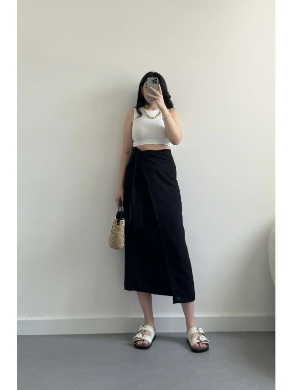 Siyah keten bağlamalı etek