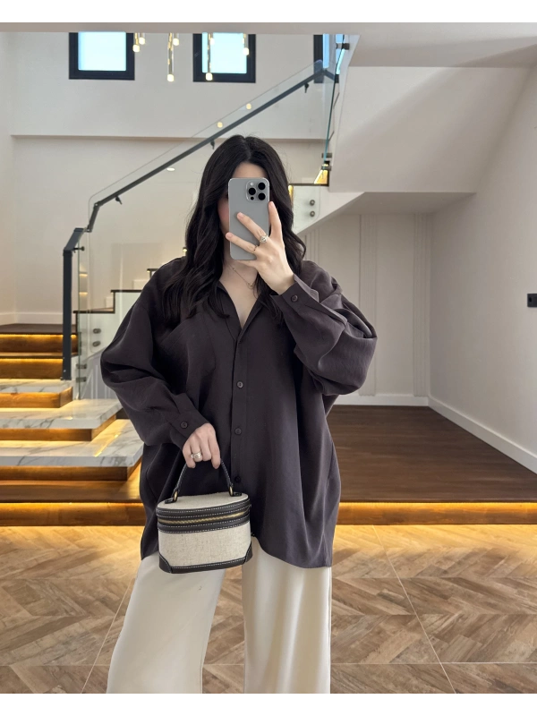 KAHVE DÜŞÜK OMUZLU MODAL GÖMLEK -5050