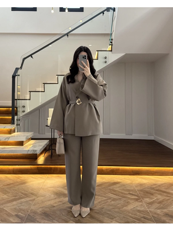 HAKİ ÖNÜ DÜĞMELİ TOKALI TAKIM-9021