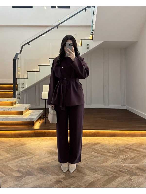 MÜRDÜM ASİMETRİK GOLD DÜĞMELİ TAKIM-9023