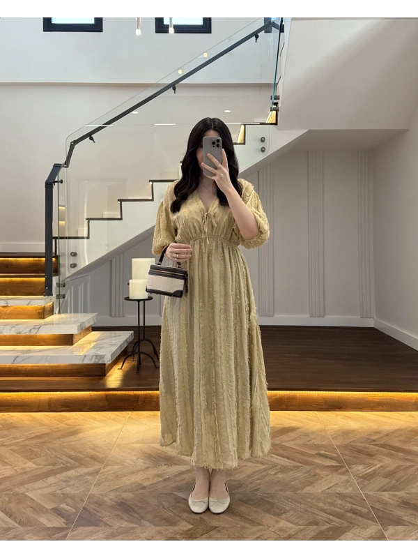 YEŞİL PÜSKÜLLÜ ELBİSE - 3075