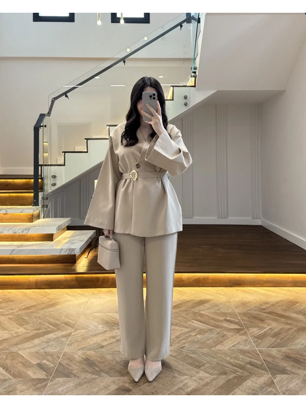 VİZON ÖNÜ DÜĞMELİ TOKALI TAKIM-9021