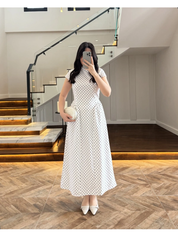 PUANTİYELİ BÜZGÜLÜ BAĞLAMALI ELBİSE - 5092