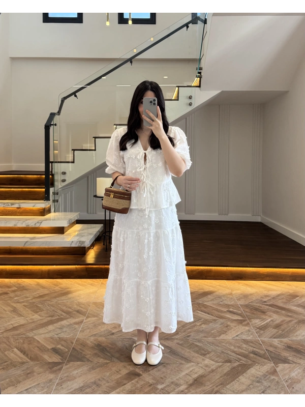 BEYAZ ÇİÇEK NAKIŞLI ETEK TAKIM