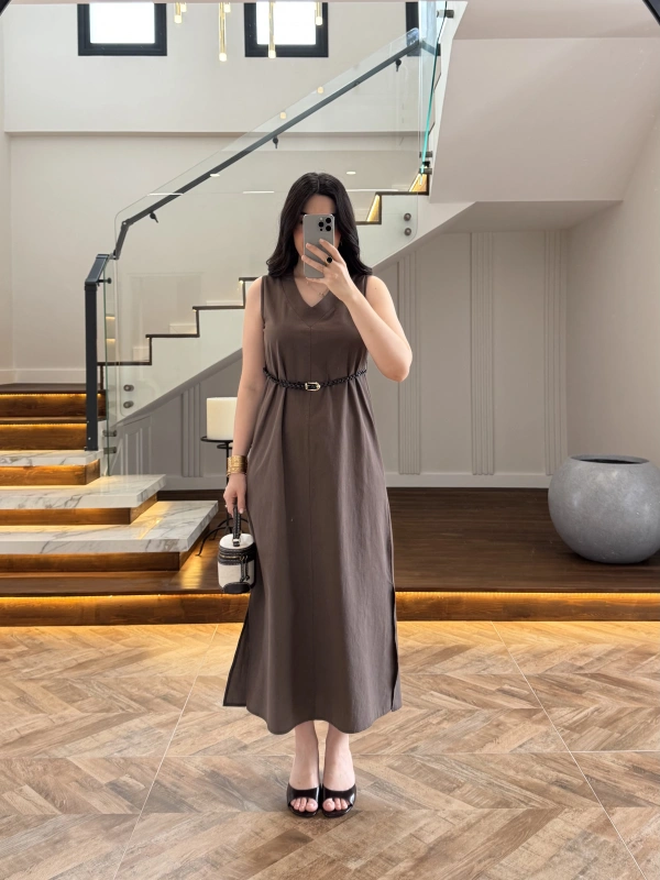 KAHVE V YAKA KEMERLİ ELBİSE-2382