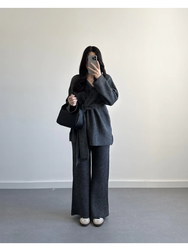 ANTRASİT BAĞLAMALI TRİKO TAKIM