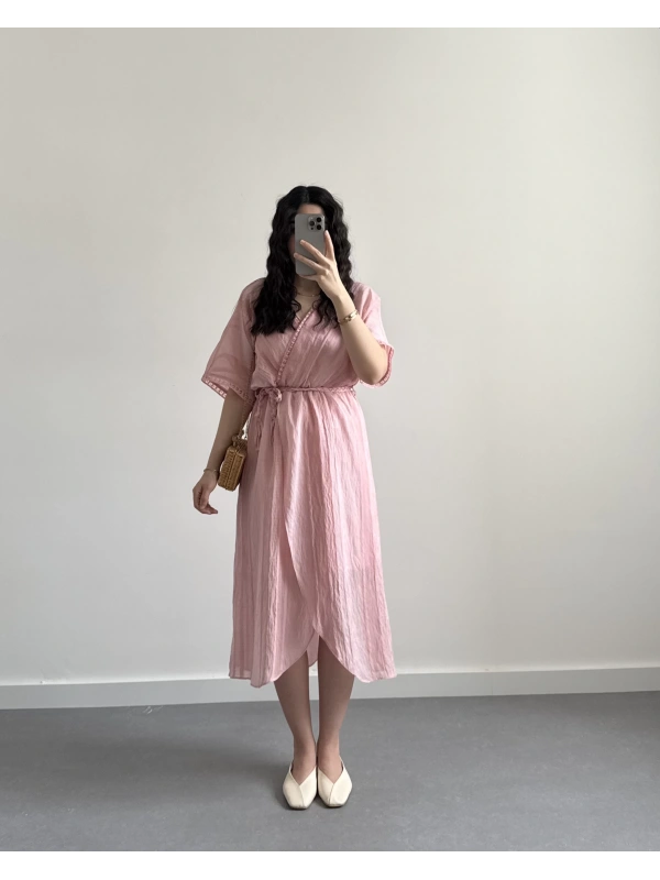 AVA PEMBE KURUVAZE ÖRGÜ KEMERLİ ELBİSE