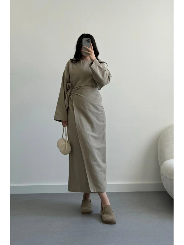 Bej Bağlamalı Etek Bluz Takım