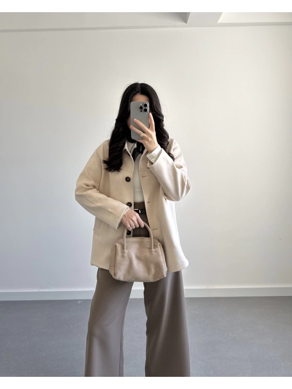 BEJ SÜET ÖNÜ DÜĞMELİ CEKET