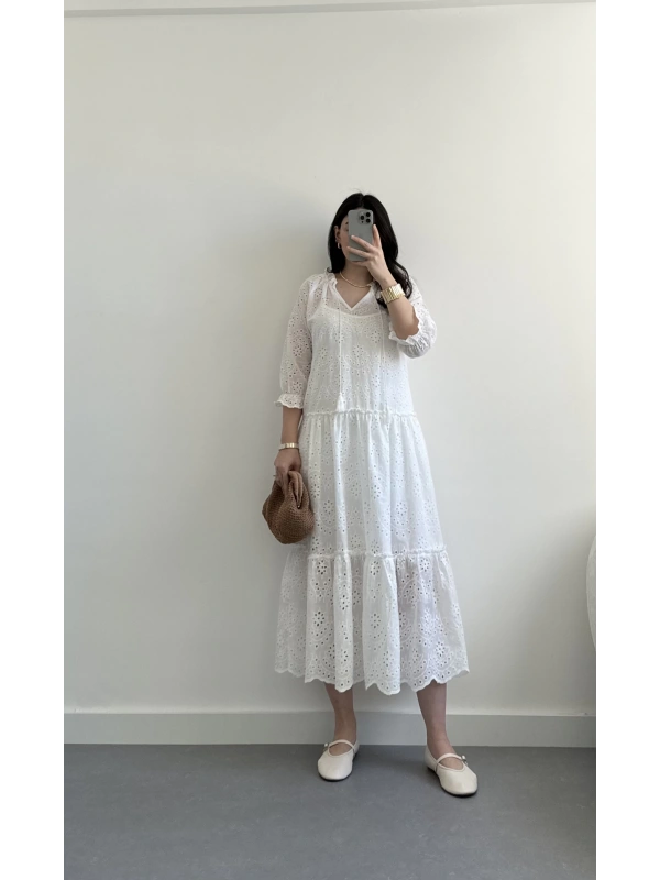 Beyaz astarlı fisto elbise