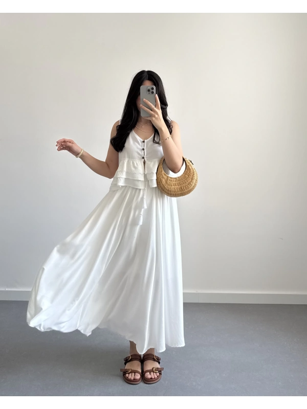 BEYAZ KETEN GOFRE NAKIŞLI TASARIM ETEK TAKIM