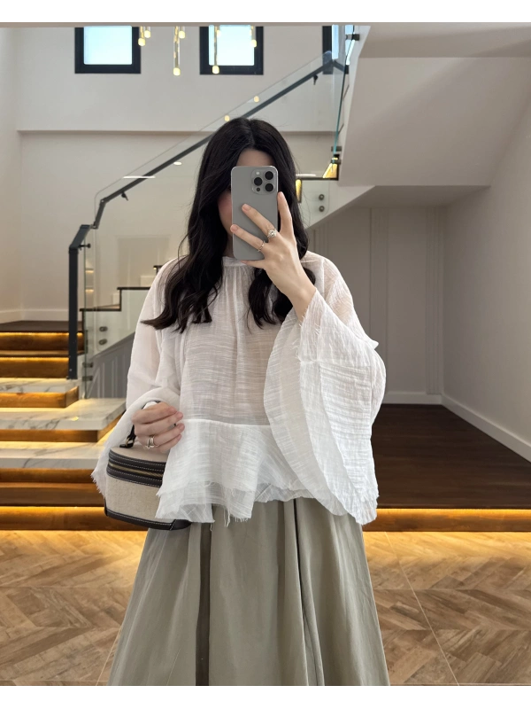 BEYAZ KOLLARI FIRFIRLI BLUZ-5009