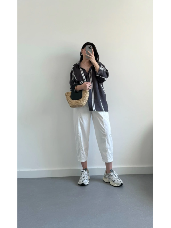 Beyaz şalvar pantolon