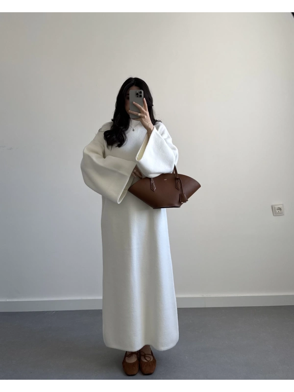 BEYAZ YÜN DOKULU HM MODEL ELBİSE