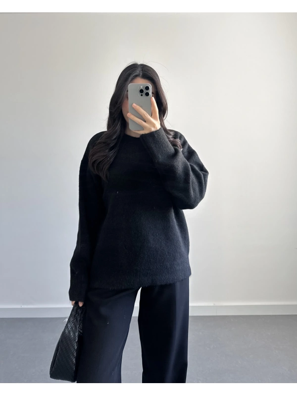 BİSİKLET YAKA KAZAK SİYAH