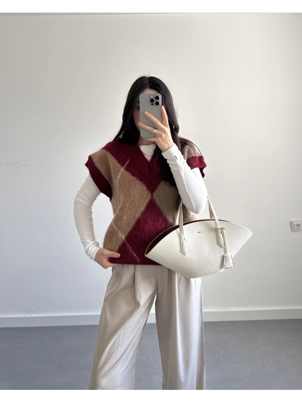 BORDO BAKLAVA DESEN YÜN SÜVETER