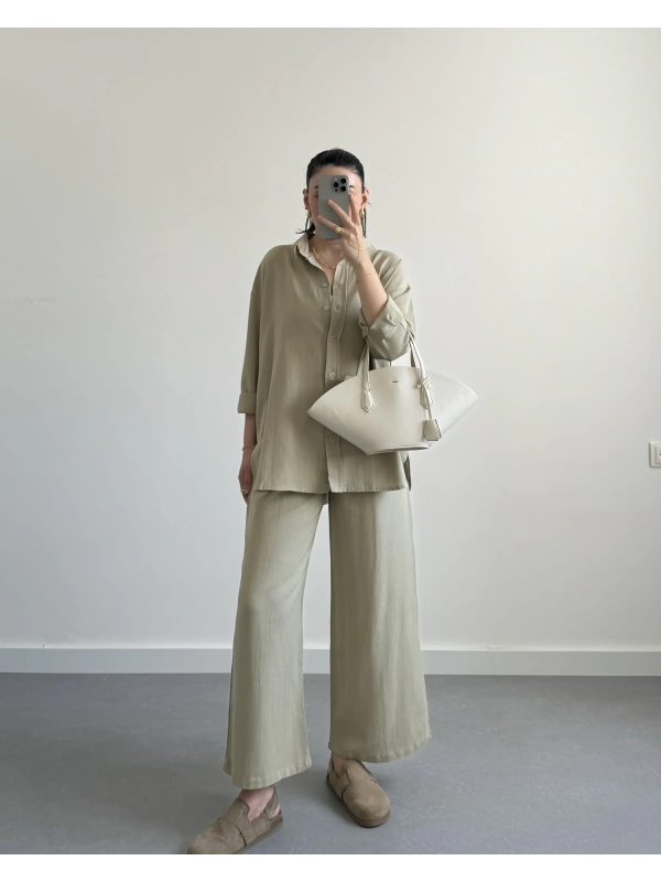 ÇAĞLA ARKASI DÜĞME DETAYLI TAKIM