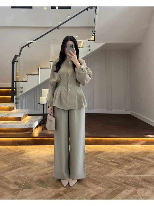 ÇAĞLA GOLD DÜĞMELİ PİLELİ TAKIM -8930