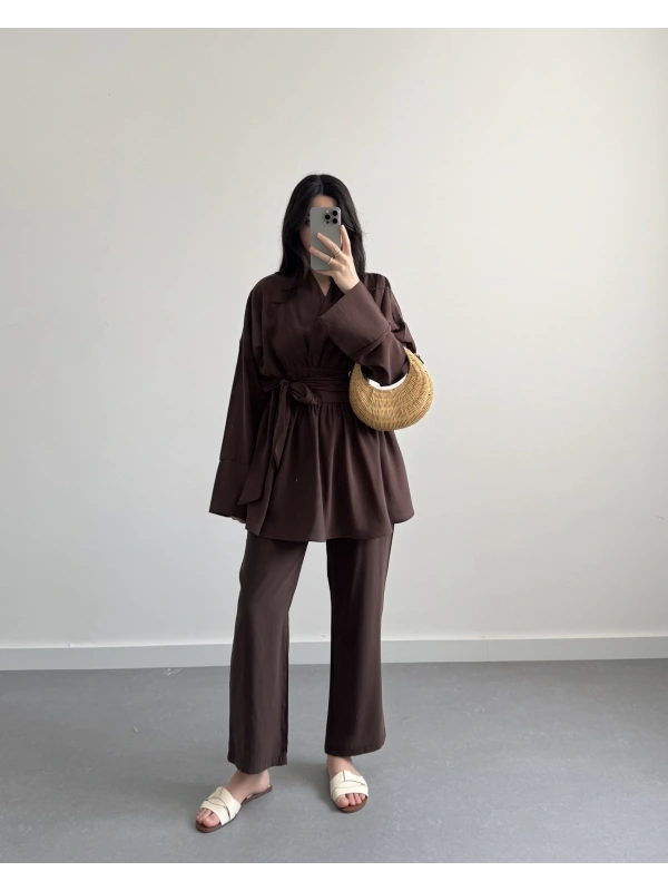 CONNEL MODAL GENİŞ KUŞAKLI TAKIM KAHVE