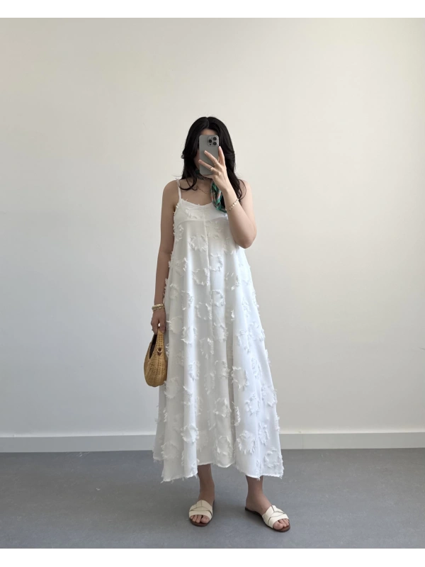 CREAM BEYAZ PÜSKÜL ELBİSE