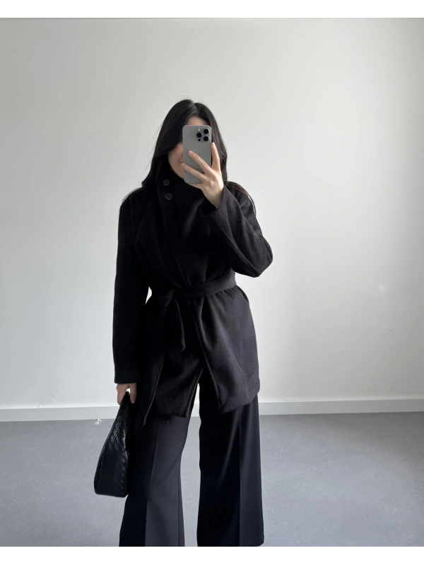 DİK YAKA KAŞE KABAN SİYAH