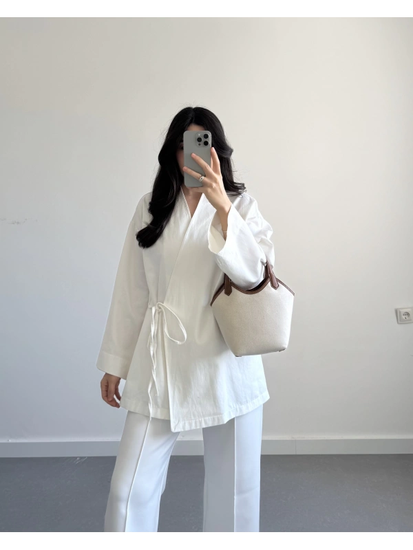 EMMA BEYAZ GABARDİN KİMONO