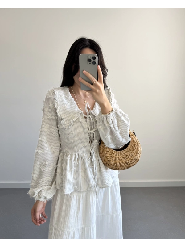 GRİ ÇİZGİLİ BEBE YAKA PÜSKÜL BLUZ