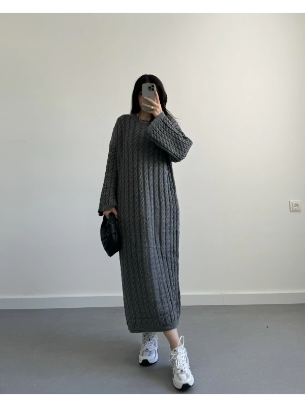 GRİ ÖRGÜ TRİKO ELBİSE