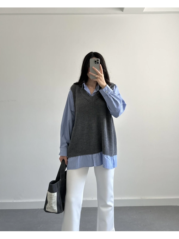 GRİ SÜVETERLİ GÖMLEK