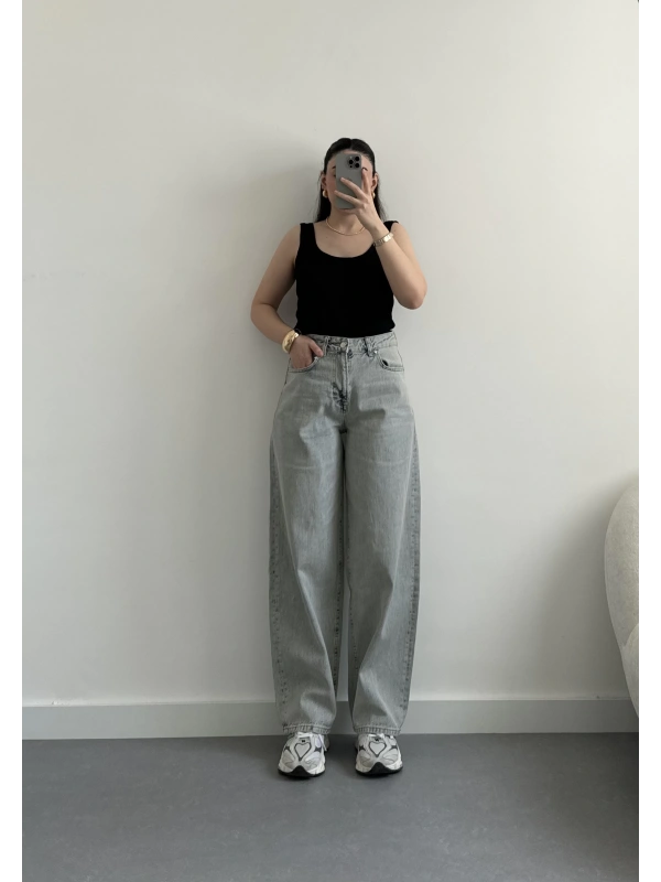 Gri yıkamalı baggy jean