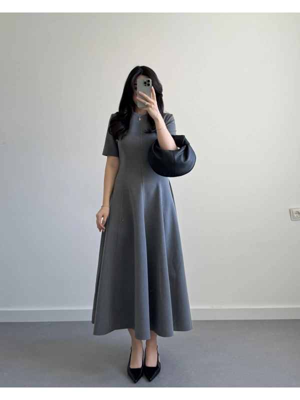 GRİ ZR MODEL GODELİ MİDİ BOY ELBİSE