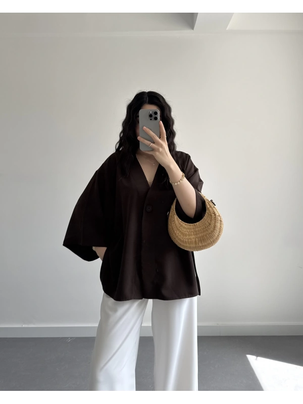 HARDY CREP KUMAŞ ÖNÜ DÜĞMELİ KİMONO KAHVE