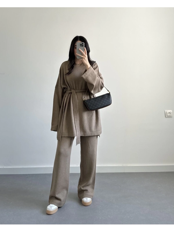 INES VİZON YUMUŞAK DOKULU BAĞLAMALI TRİKO TAKIM