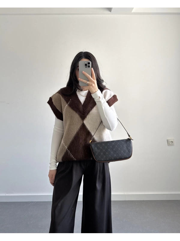 KAHVE BAKLAVA DESEN YÜN SÜVETER