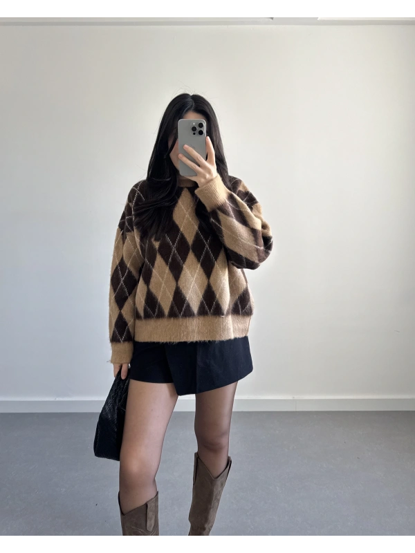 BEJ-KAHVE BAKLAVA KAZAK