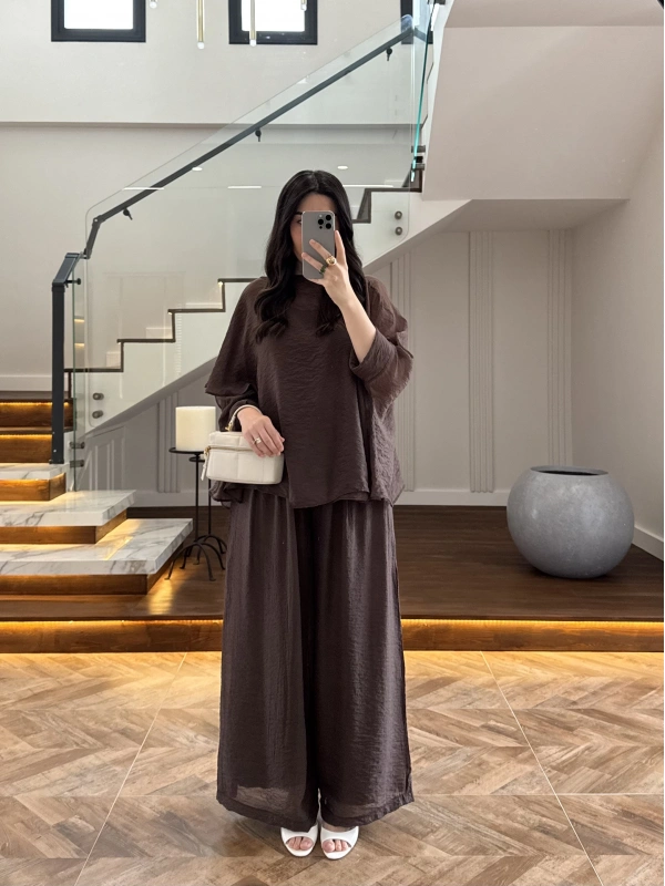 KAHVE PELERİNLİ PANTOLON TAKIM-9327