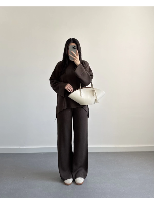 KAHVE SELANİK KUMAŞ TRİKO TAKIM