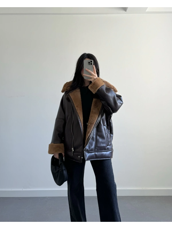 KAHVE SUNİ DERİ İÇİ KÜRKLÜ MONT