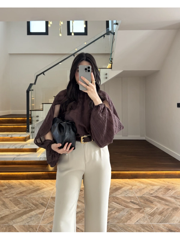 KAHVE TASARIM BALON KOL BLUZ -5415