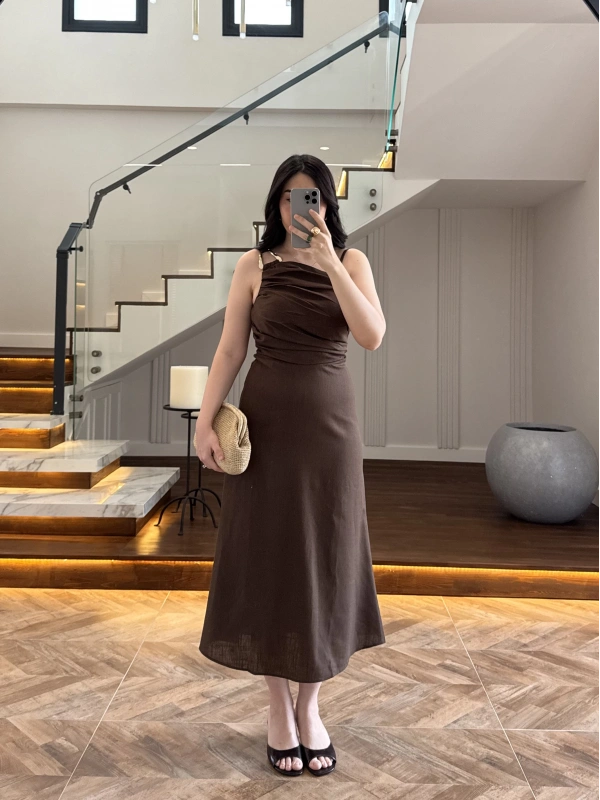 KAHVE TEK OMUZ KETEN ELBİSE-4160